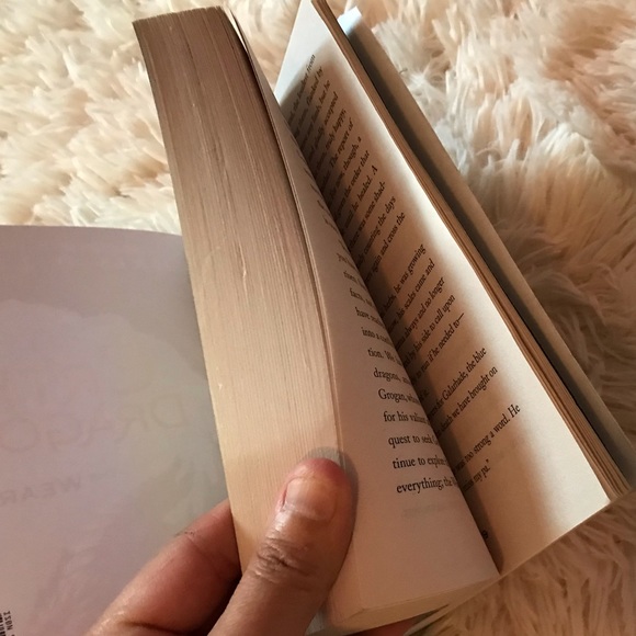 2/$10 Young Adult Guide To Dragon Riding The Erth Dragon Book Mystical Fun Read - Picture 10 of 12